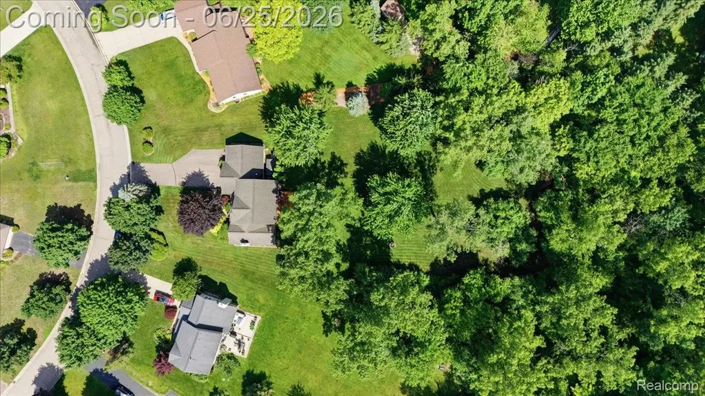 5762 Garnet Circle Independence Charter Township MI 48348