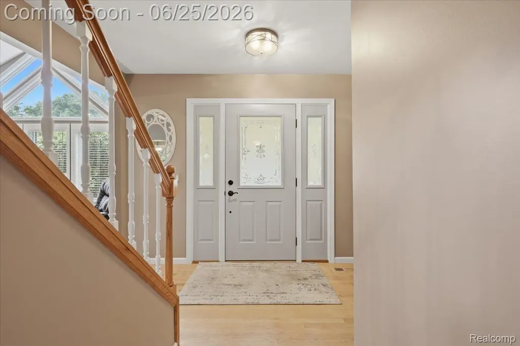 5762 Garnet Circle Independence Charter Township MI 48348