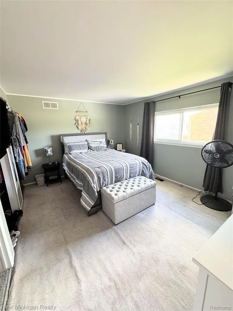 29208 Brittany Drive Roseville City MI 48066