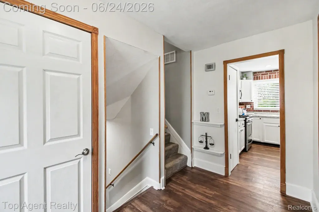 41636 Tetley Drive Sterling Heights City MI 48313