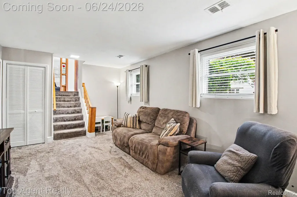 41636 Tetley Drive Sterling Heights City MI 48313