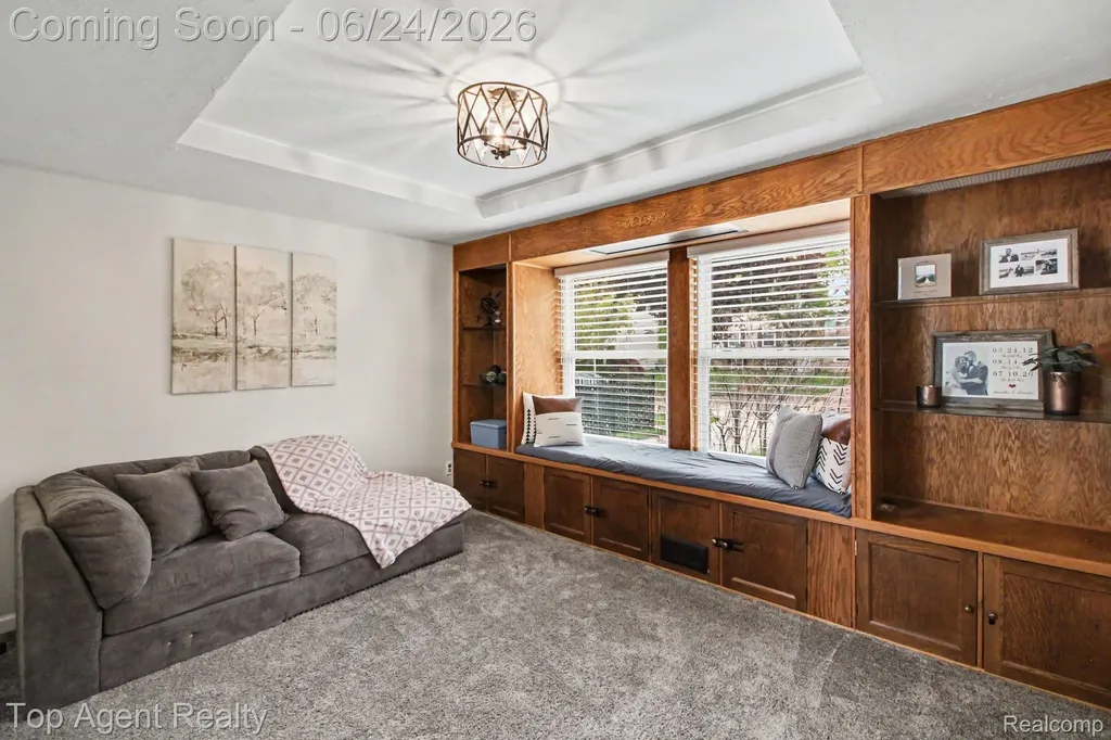 41636 Tetley Drive Sterling Heights City MI 48313