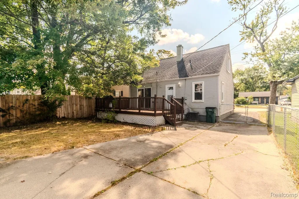 845 E 14 Mile Road Birmingham City MI 48009