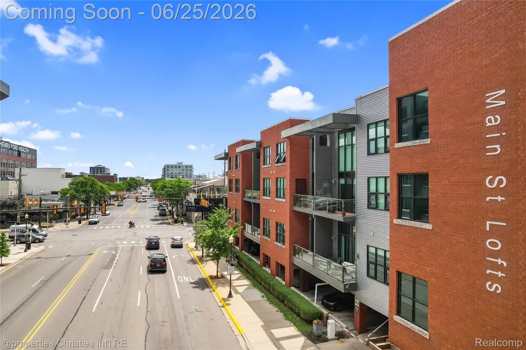 111 N Main Street Royal Oak City MI 48067
