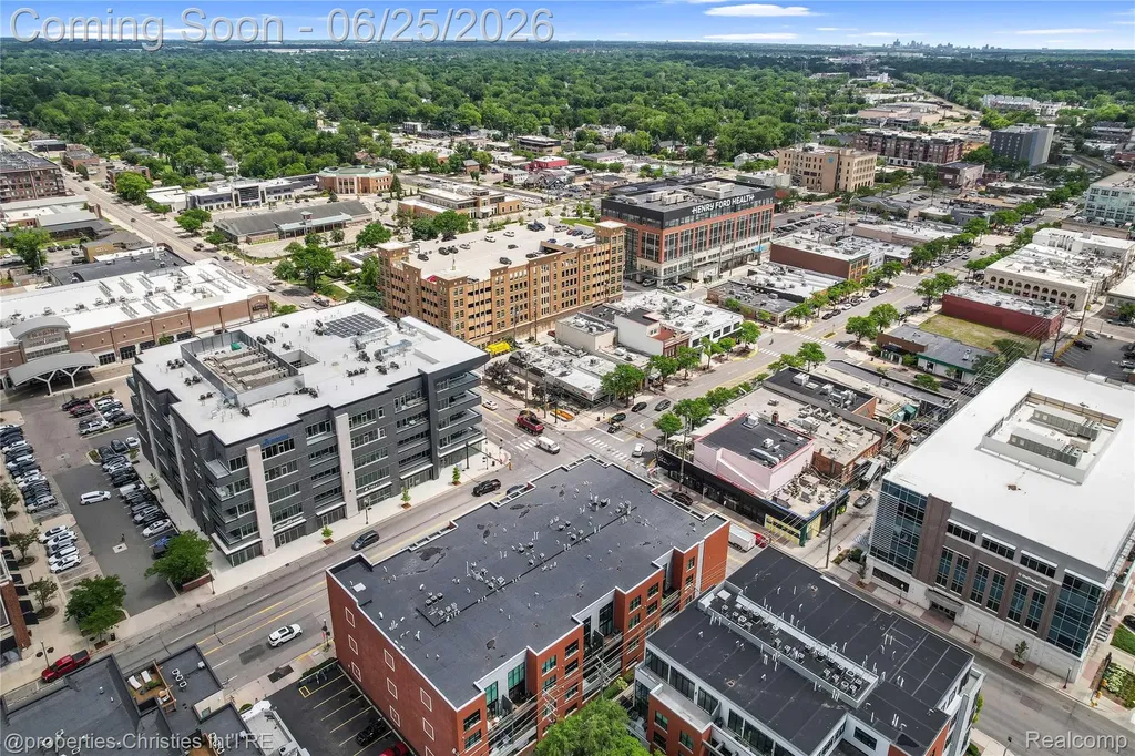 111 N Main Street Royal Oak City MI 48067