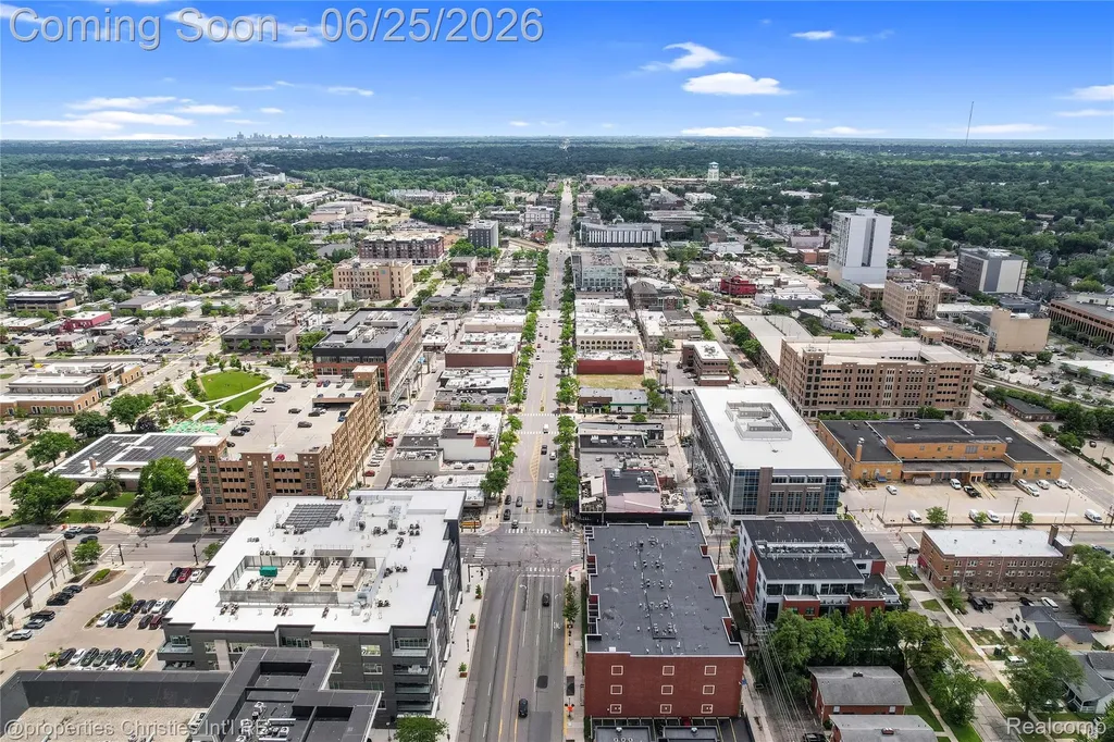 111 N Main Street Royal Oak City MI 48067