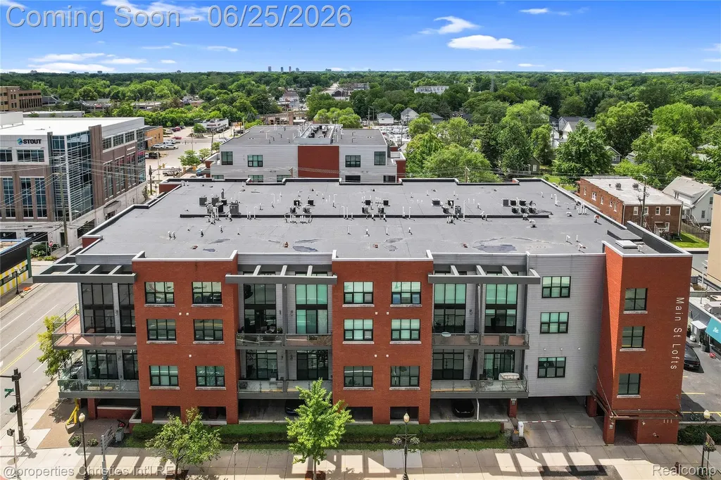 111 N Main Street Royal Oak City MI 48067