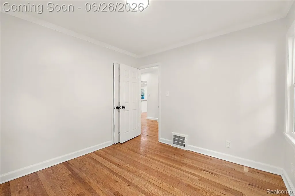 603 S Vermont Avenue Royal Oak City MI 48067