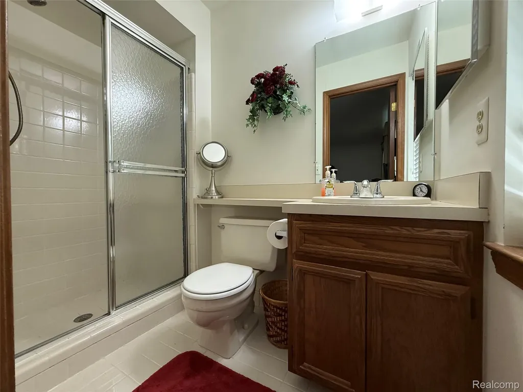 49747 Jefferson Court Shelby Charter Township MI 48315