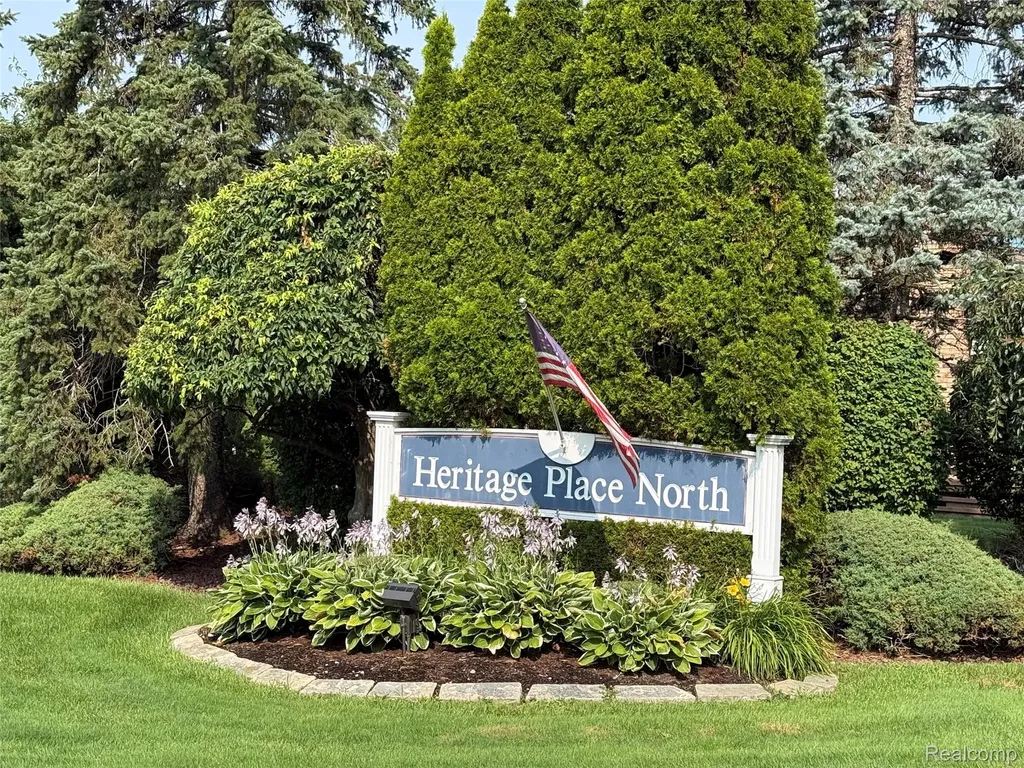 49747 Jefferson Court Shelby Charter Township MI 48315