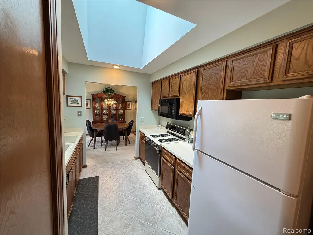 49747 Jefferson Court Shelby Charter Township MI 48315