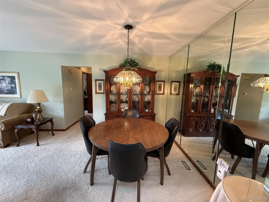 49747 Jefferson Court Shelby Charter Township MI 48315