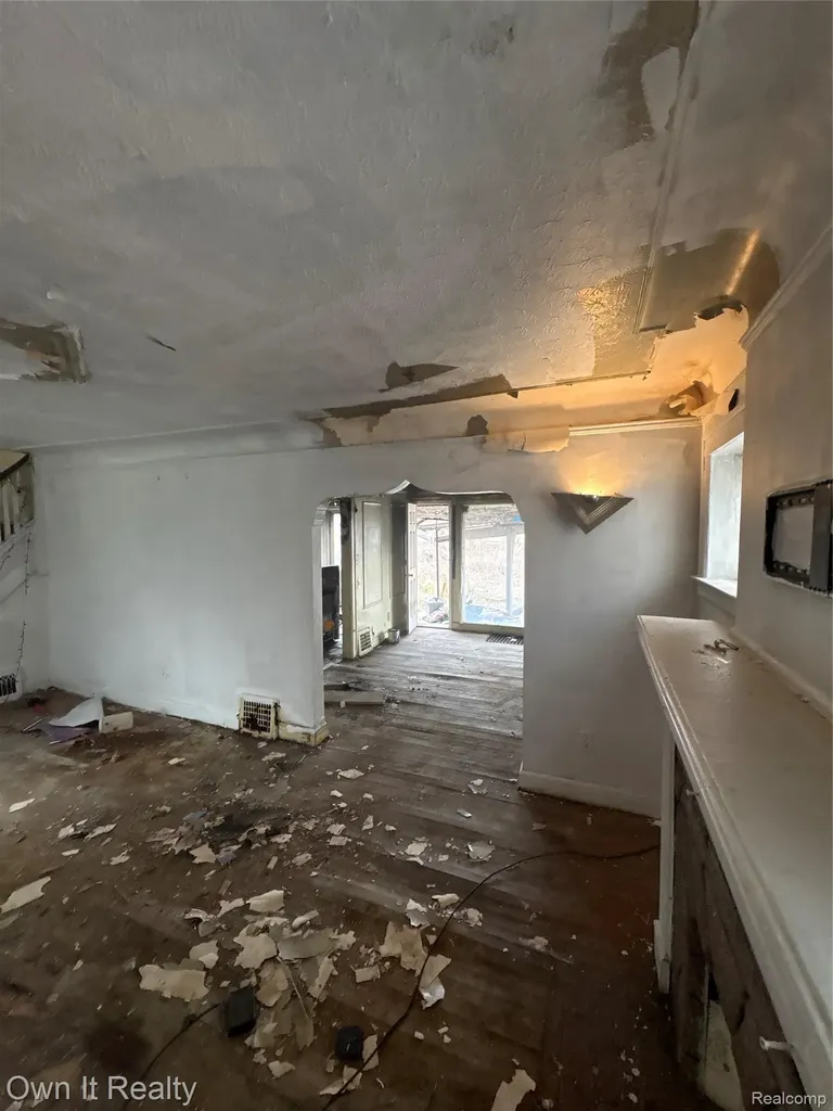 15343 Whitcomb Street Detroit City MI 48227