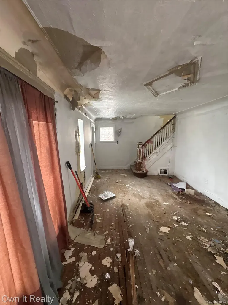 15343 Whitcomb Street Detroit City MI 48227