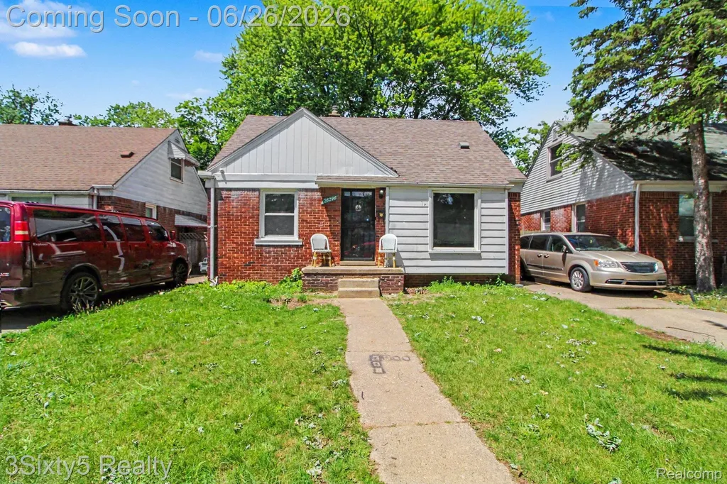 26296 Oakland Street Inkster City MI 48141