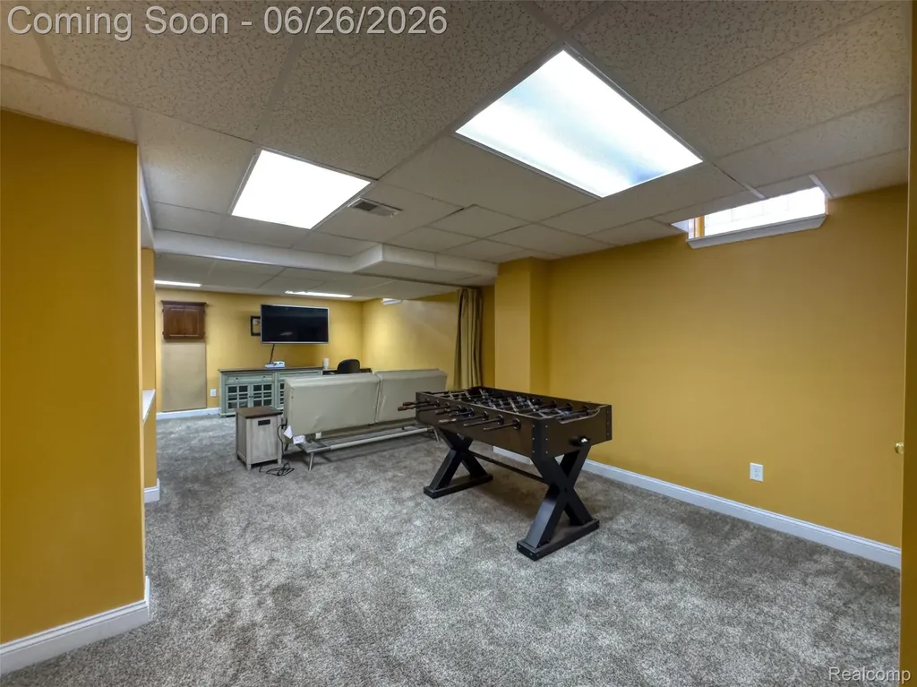 1842 Enterprise Drive Troy City MI 48083
