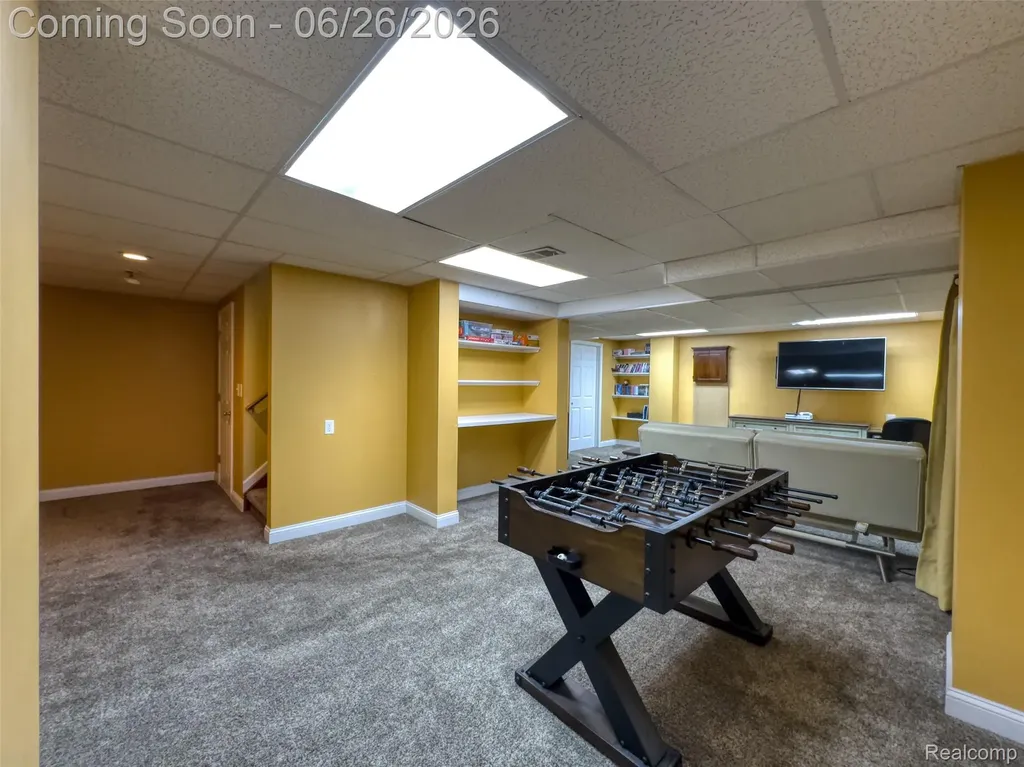 1842 Enterprise Drive Troy City MI 48083