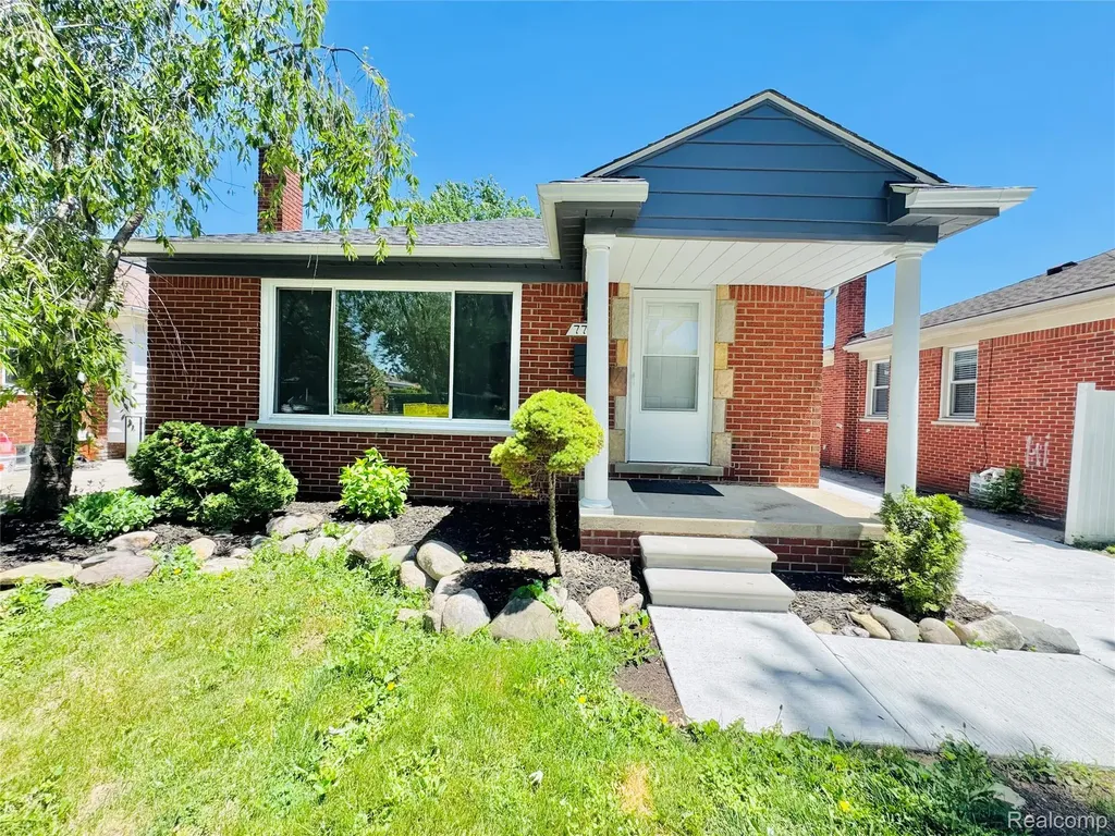 7751 Cortland Avenue Allen Park City MI 48101