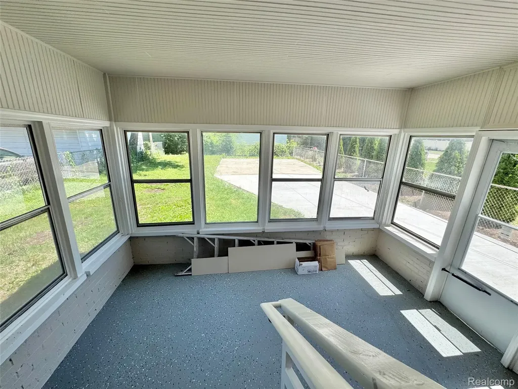 7751 Cortland Avenue Allen Park City MI 48101