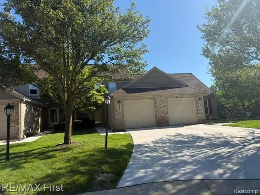 3865 Hunters Way Court Canton Charter Township MI 48188