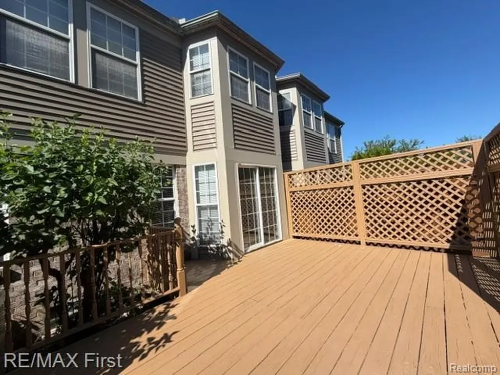 3865 Hunters Way Court Canton Charter Township MI 48188