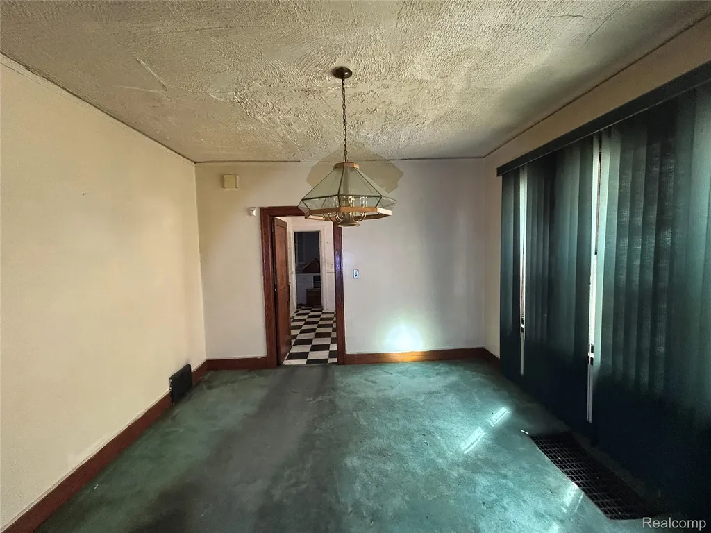 5050 Seminole Street Detroit City MI 48213