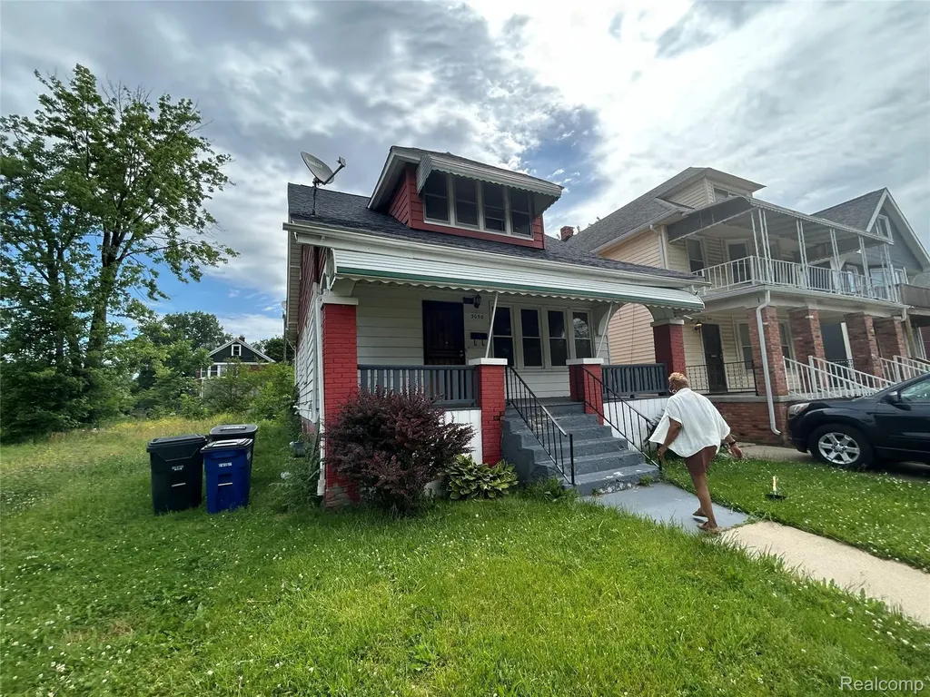 5050 Seminole Street Detroit City MI 48213