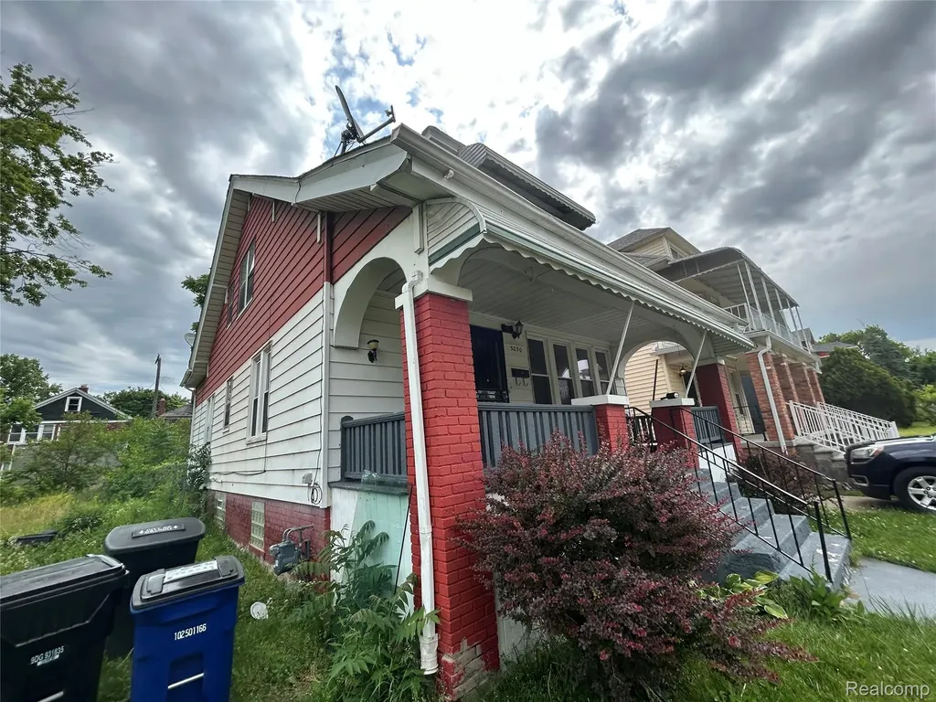 5050 Seminole Street Detroit City MI 48213