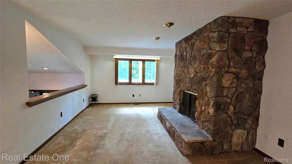 8950 Wise Road Commerce Charter Township MI 48382