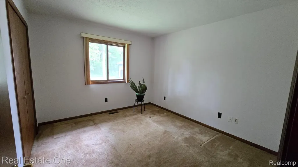 8950 Wise Road Commerce Charter Township MI 48382
