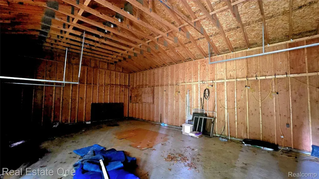 8950 Wise Road Commerce Charter Township MI 48382