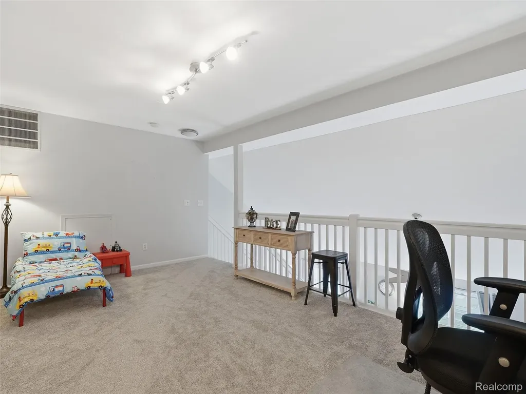 2858 Cottonwood Dr. Drive Waterford Charter Township MI 48328