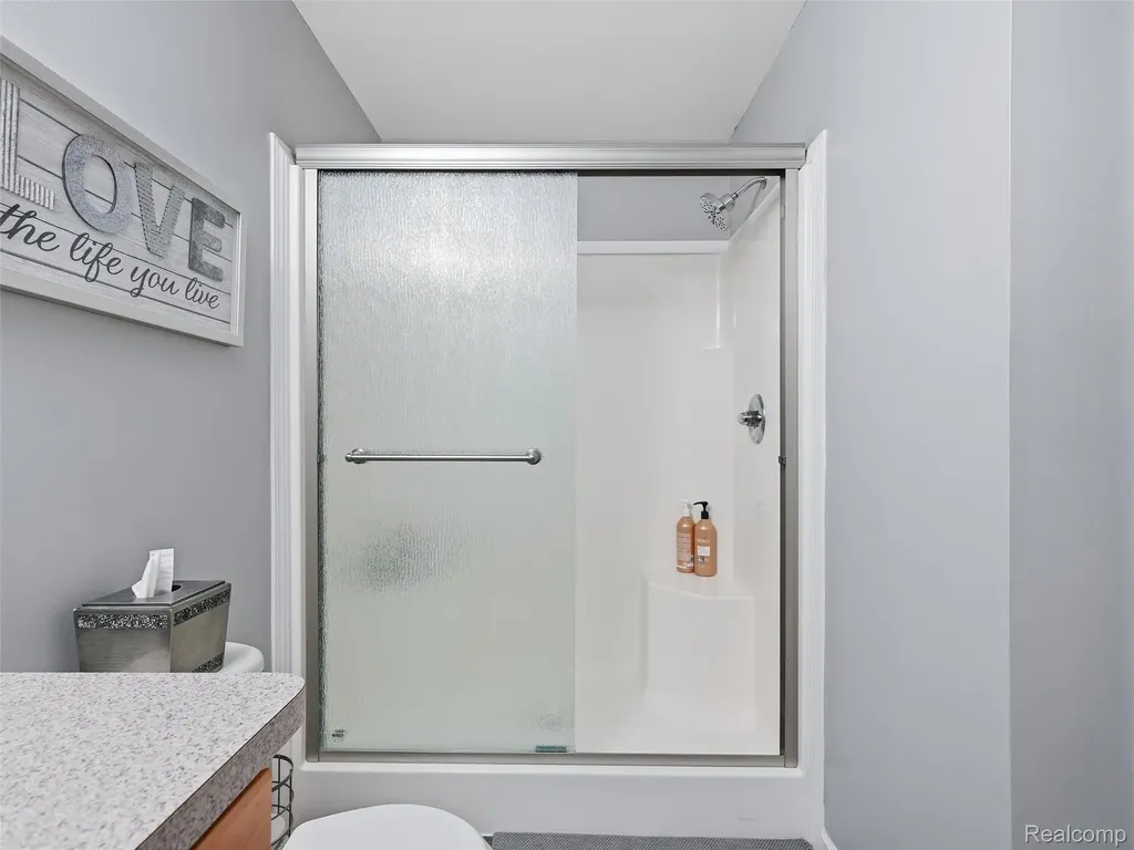 2858 Cottonwood Dr. Drive Waterford Charter Township MI 48328
