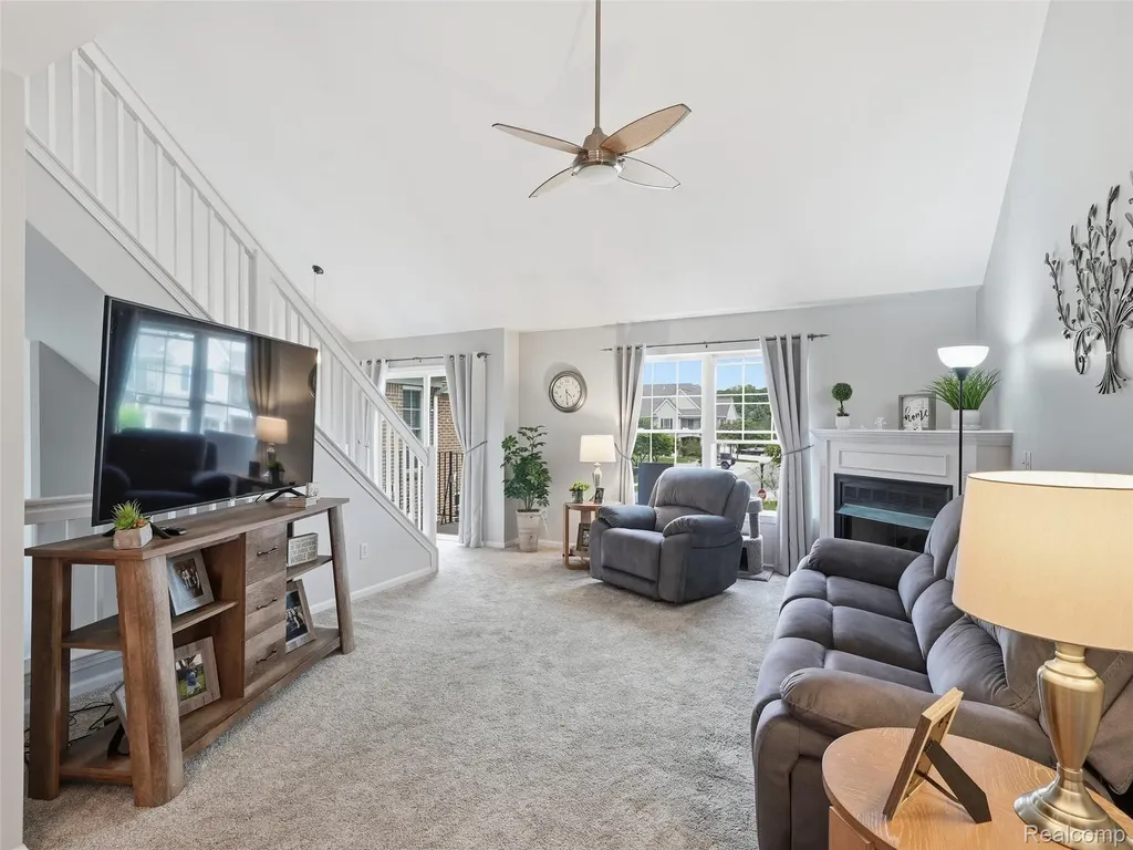2858 Cottonwood Dr. Drive Waterford Charter Township MI 48328