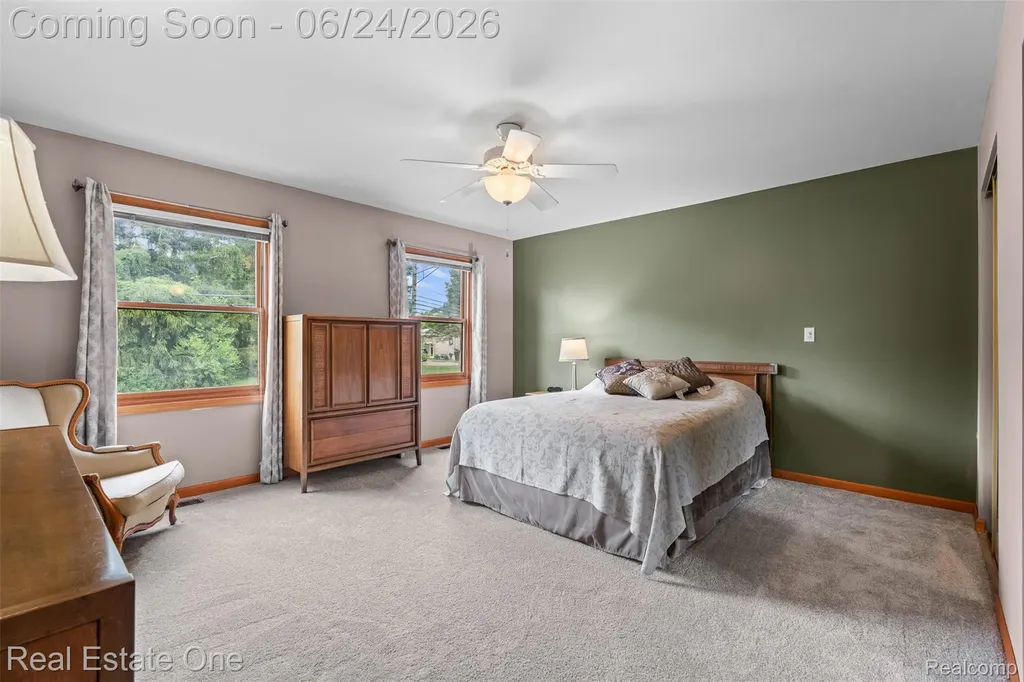 20920 Mckishnie Street Clinton Charter Township MI 48035