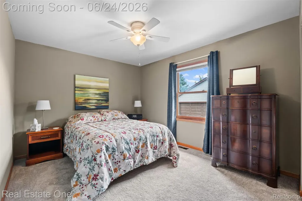 20920 Mckishnie Street Clinton Charter Township MI 48035