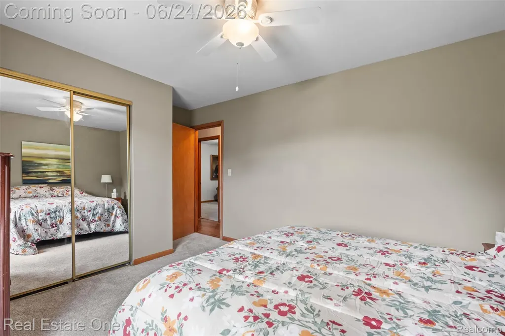 20920 Mckishnie Street Clinton Charter Township MI 48035
