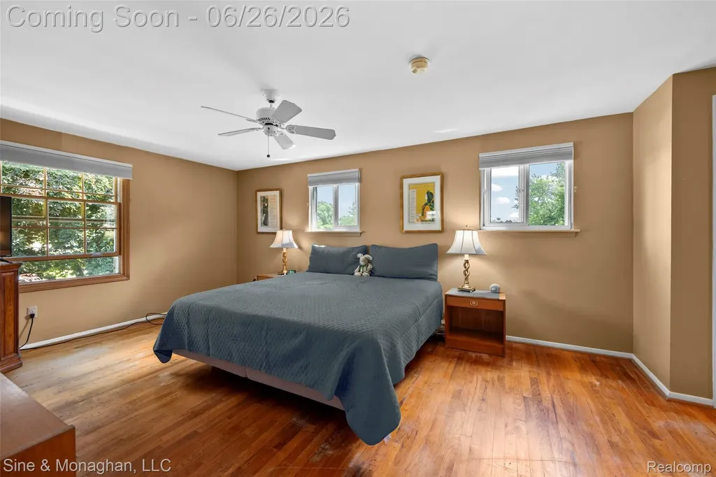 19120 Eldridge Lane Southfield City MI 48076