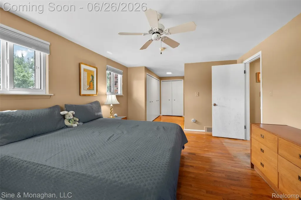 19120 Eldridge Lane Southfield City MI 48076