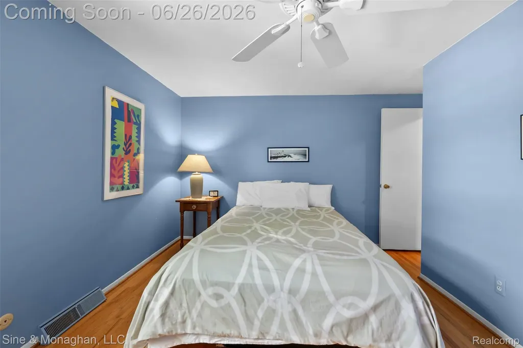 19120 Eldridge Lane Southfield City MI 48076