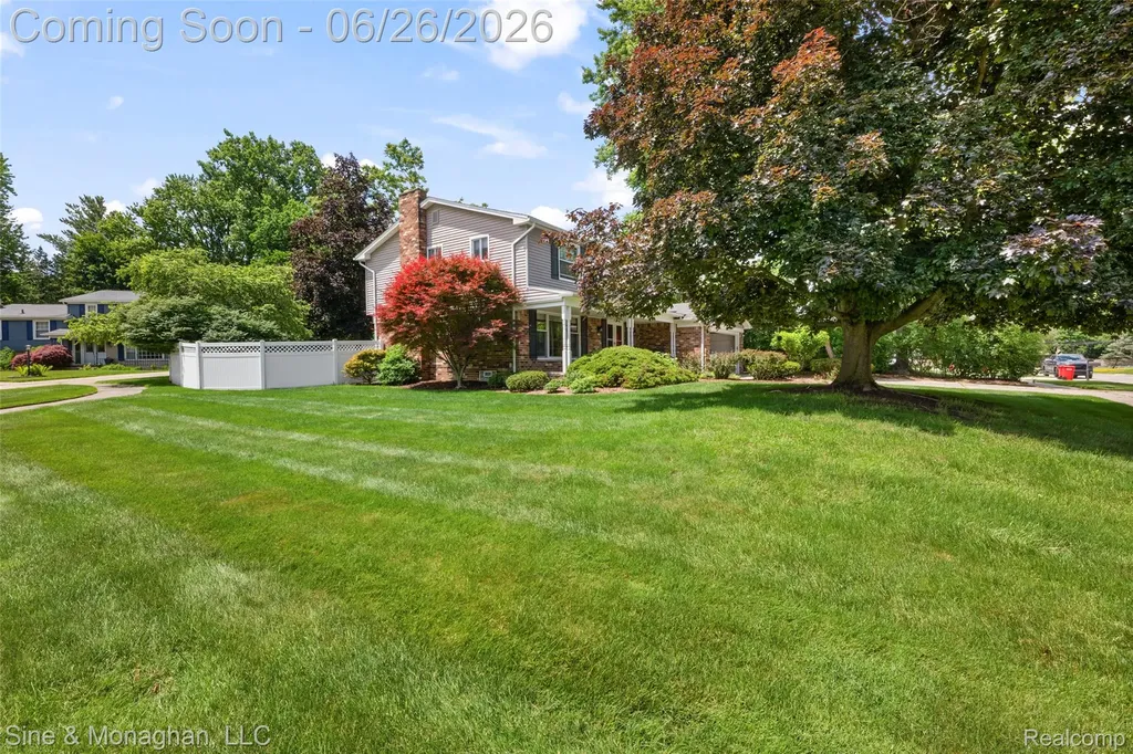 19120 Eldridge Lane Southfield City MI 48076