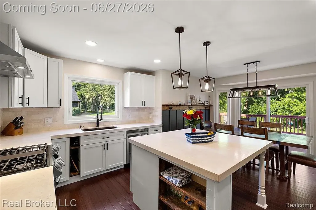 6180 Chad Court Hamburg Township MI 48116