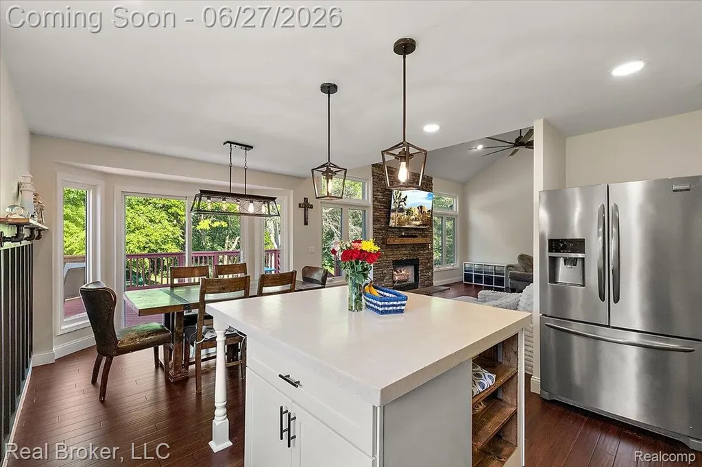 6180 Chad Court Hamburg Township MI 48116