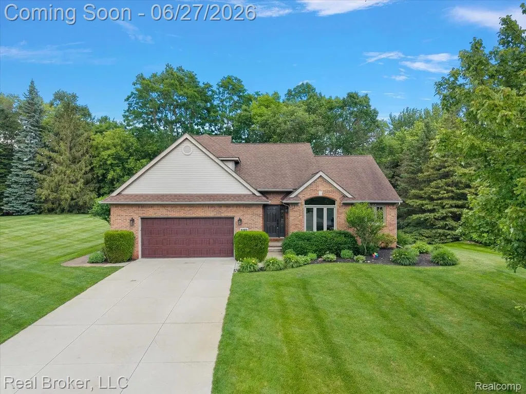6180 Chad Court Hamburg Township MI 48116