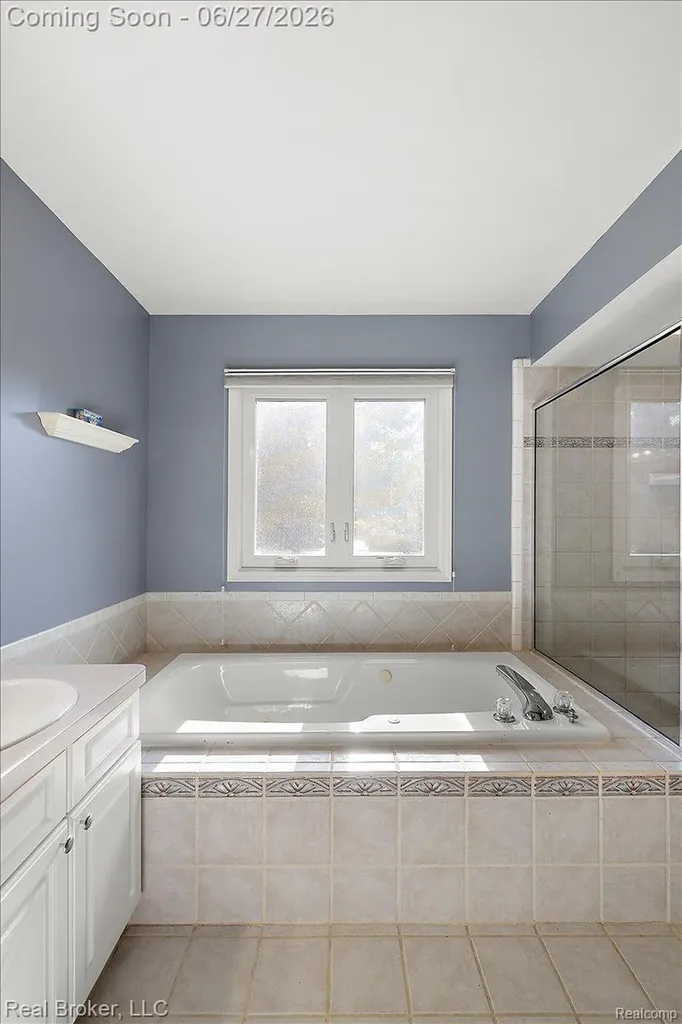 6180 Chad Court Hamburg Township MI 48116
