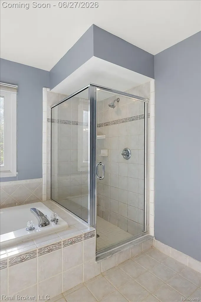 6180 Chad Court Hamburg Township MI 48116