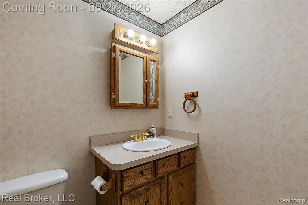 6180 Chad Court Hamburg Township MI 48116