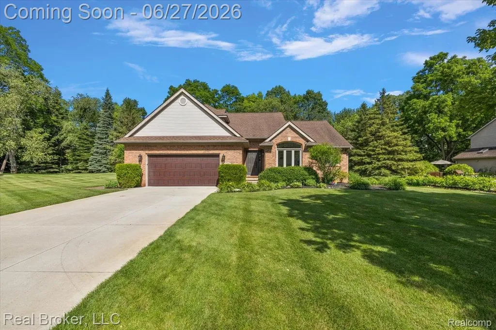 6180 Chad Court Hamburg Township MI 48116