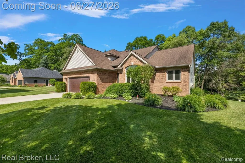 6180 Chad Court Hamburg Township MI 48116