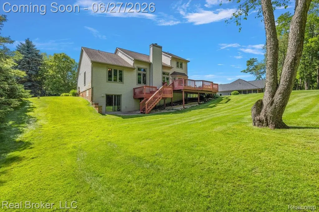 6180 Chad Court Hamburg Township MI 48116